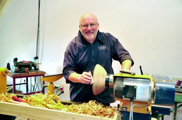 Richard Raffan bei einer Vorführung im Erzgebirge 2012. Foto: Redaktion HolzWerken