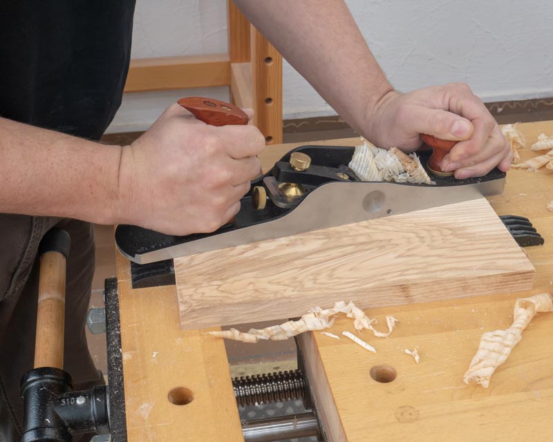 Kunststoff oder Holz sind mir in der Nähe empfindlicher schneiden viel lieber als Metall.